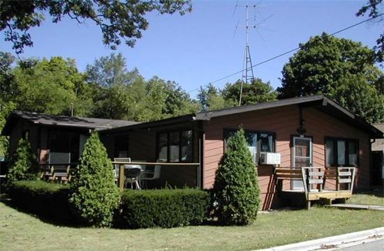 [Address Hidden by Seller], Fontana, WI 53125