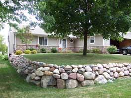 516 High St., Pewaukee, WI 53072