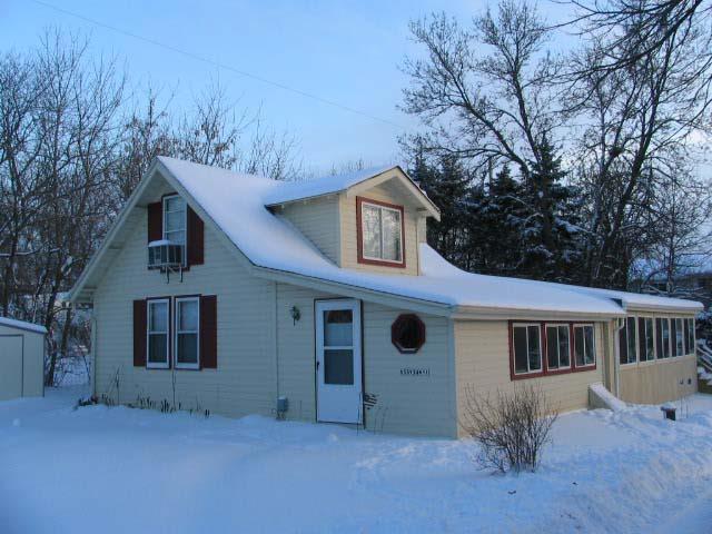 N55W34691 Lake Dr, Oconomowoc, WI 53066