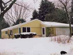 4813 W Parkland Ave, Brown Deer, WI 53223