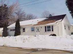 3201 Geneva St, Racine, WI 53402