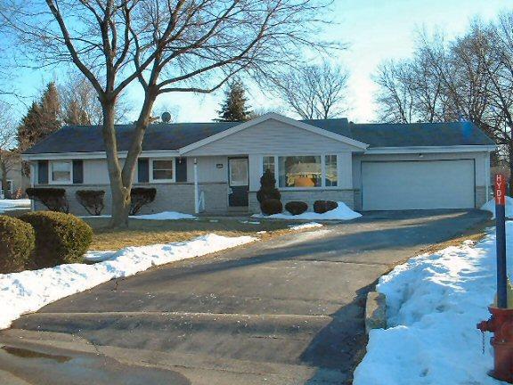 8045 N Greenview Ct., Brown Deer, WI 53223