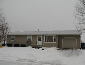 1217 Holste, Watertown, WI 53098
