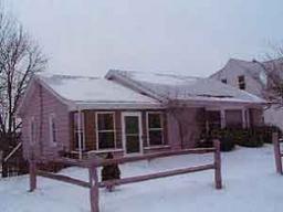 1053 Summer St, West Bend, WI 53090