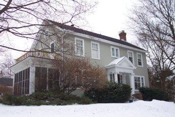 1734 N 69th St., Wauwatosa, WI 53213