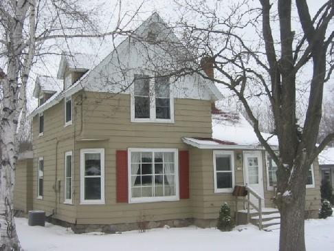 180 Fontana Ave., Fontana, WI 53125