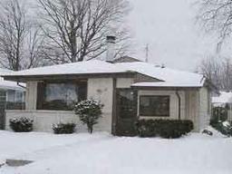 5946 N 75th St., Milwaukee, WI 53218