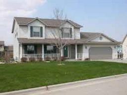 814 Ash Cir., Plymouth, WI 53073