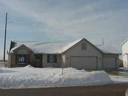 802 Remington Dr., Holmen, WI 54636