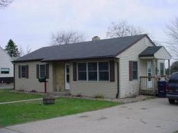 633 S Washington, Viroqua, WI 54665
