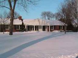 1960 Hawthorne Dr., Elm Grove, WI 53122