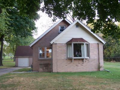 W260S3203 Genesee Rd., Waukesha, WI 53189