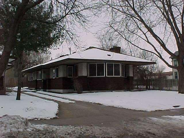 223 S 11th St., La Crosse, WI 54601