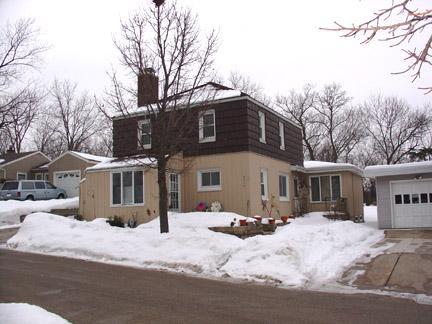 5714 Clover Ln., Greendale, WI 53129