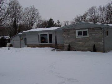 N9530 Horseshoe Ln., East Troy, WI 53149