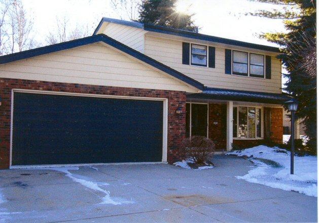 1805 Mackinac Ave., South Milwaukee, WI 53172