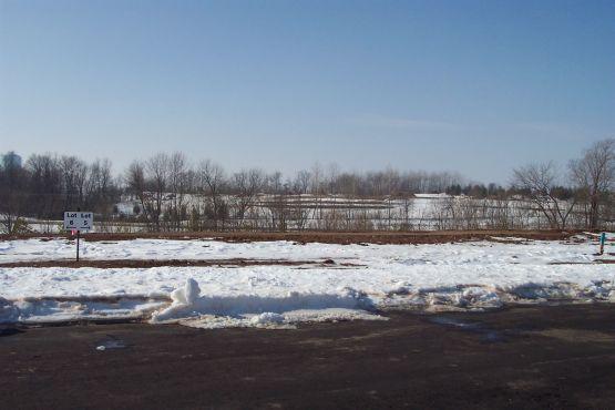 Lt5 Pine Cone Tr., Port Washington, WI 53074