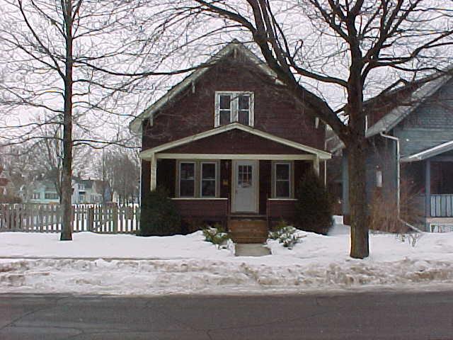 1034 Bell, Sheboygan, WI 53083