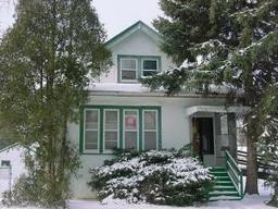 5555 N 37th St, Milwaukee, WI 53209
