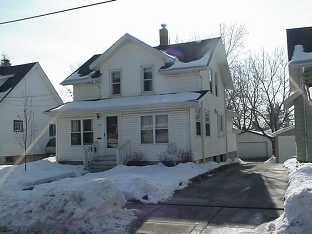 115 W Washington Ave, Hartford, WI 53027