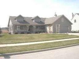 336 Quail Cir., West Bend, WI 53095