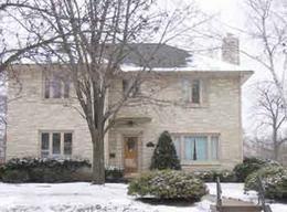 2141 State St, La Crosse, WI 54601