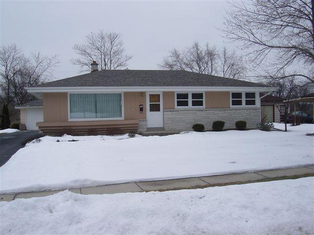 7421 Dartmoor, Greendale, WI 53129