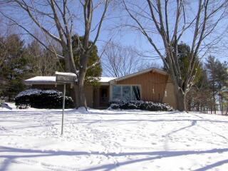 N68W37675 Mallard Ln., Oconomowoc, WI 53066
