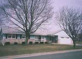 9326 W Hope Ave., Wauwatosa, WI 53222