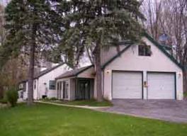 340 E Lisbon Rd., Oconomowoc, WI 53066