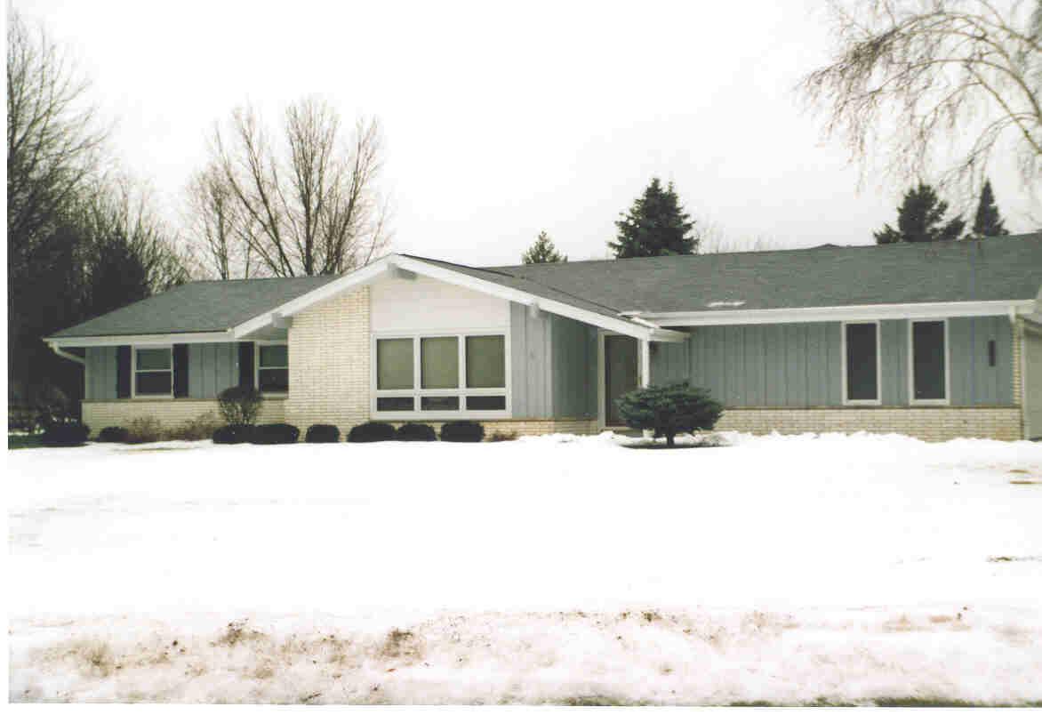 18045 St James Rd., Brookfield, WI 53045
