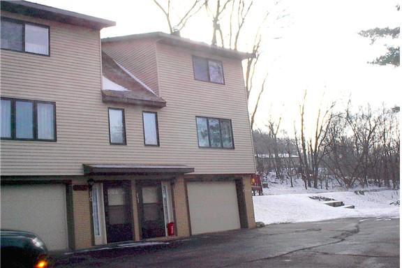 5241 S 33rd St. #11, La Crosse, WI 54601