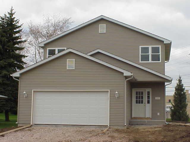 3142 Wheelock Dr., Racine, WI 53405