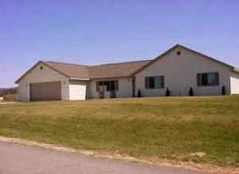 N7088 Elizabeth Dr., Holland, WI 54636