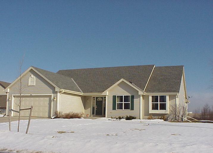 6842 S 34th St., Franklin, WI 53132