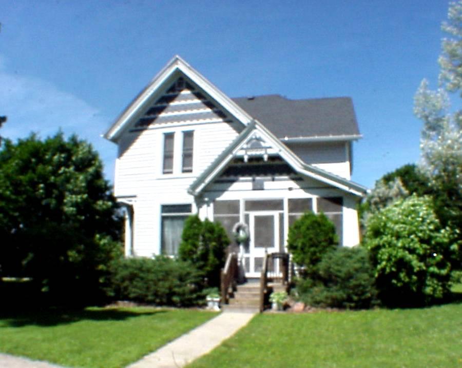 202 S Wisconsin St., Elkhorn, WI 53121