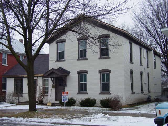 1016 S 5th, La Crosse, WI 54601
