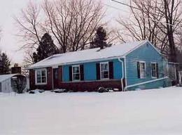 828 N 119th St, Wauwatosa, WI 53226