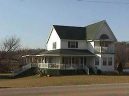 N7433 County Road V, Holland, WI 54636