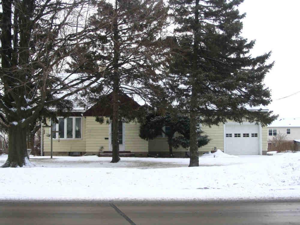 719 College Ave., South Milwaukee, WI 53172