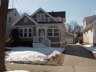 927 E Meadow, Whitefish Bay, WI 53217