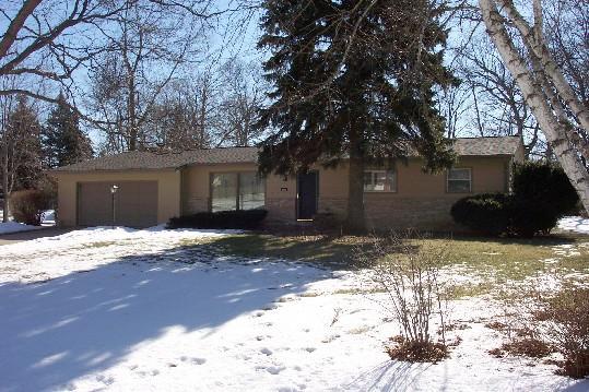 12100 Westbrooke Pkwy., Brookfield, WI 53186