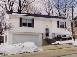 610 Briar Hill Dr., Waukesha, WI 53188