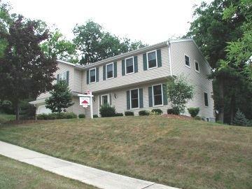 1241 Seitz Dr., Waukesha, WI 53186