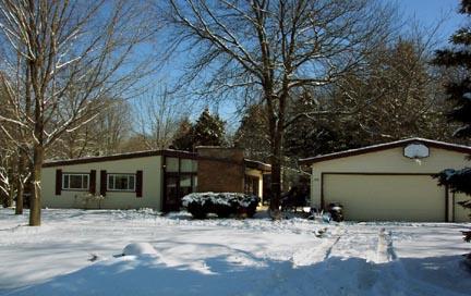 2710 Tyein Pl., Brookfield, WI 53045