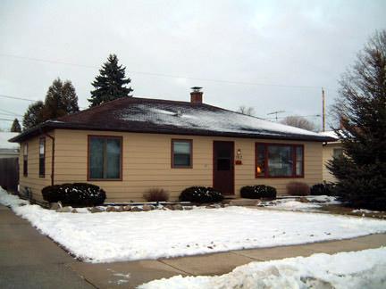 1302 Willmor St., Racine, WI 53402