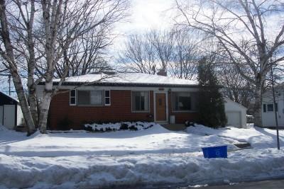1923 Garland Ave., Waukesha, WI 53188