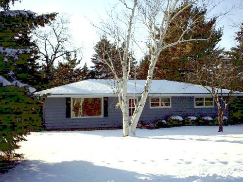 2425 S Ronke, New Berlin, WI 53151
