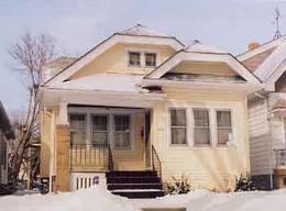 5553 N 40th St, Milwaukee, WI 53209