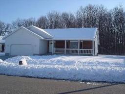 404 Ridgefield Pass, Hartford, WI 53027